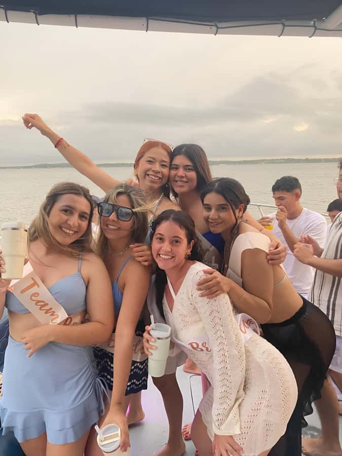 2-hour tour in Cartagena Sunset View in party boat - Price and Value for a $22, 2-Hour Sunset Cruise