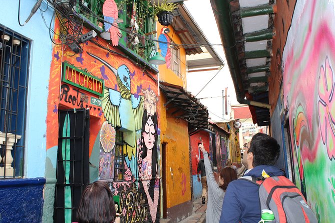 3-in-1 Panoramic city tour with walking tour and experiences - Zona Rosa, Quinta Camacho, and Zona T: modern Bogotá in one pass