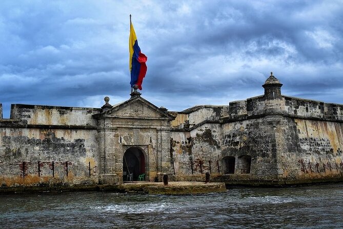 5-Island Speedboat Tour in Cartagena and the Rosario Islands - Isla Grande snorkeling: real water time, practical gear