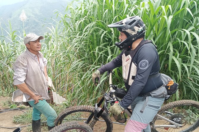 8-Days Private Enduro Mountain Bike Tour in Colombia - Final Medellín day: depart with your bike week still fresh