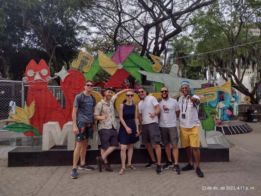 Afro Walking Tour. The colors of Cali. - Why this Afro walking tour works in Cali