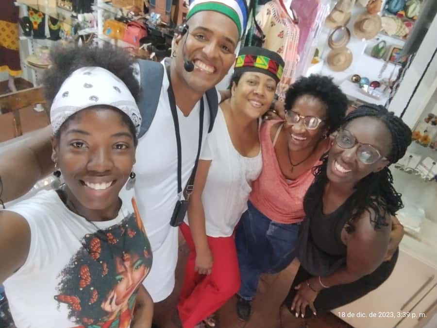 Afro Walking Tour. The colors of Cali. - Meeting point and how to start smoothly