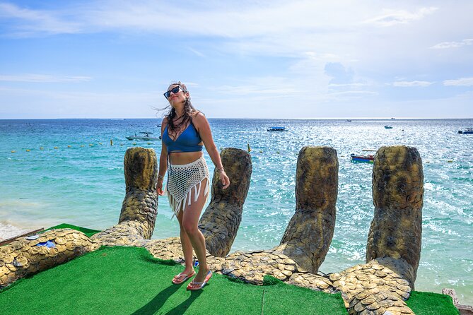 All-inclusive beach tour from Cartagena - Playa Blanca and the Mirador de Barú: where the day earns its ticket