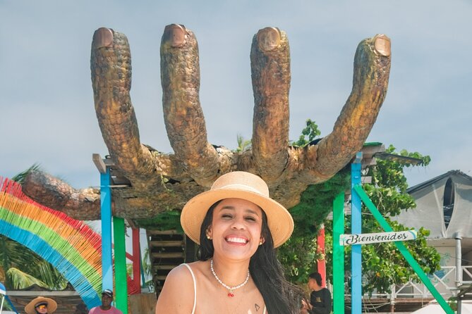 All-inclusive beach tour from Cartagena - Swimming reality check: jet skis, vendors, and staying safe