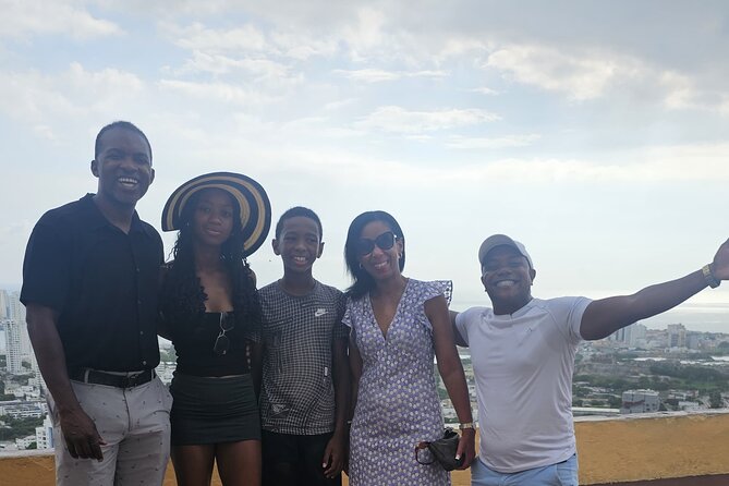 All-inclusive Private Tour in Cartagena - Fuerte de San Sebastian del Pastelillo: Bay Views and Manga’s Historic Versus Modern Contrast