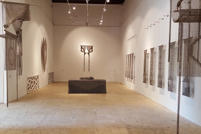 Art Tour: an insider journey into Cartagena contemporary scene. - Stop 1, Museo Historico de Cartagena: the contemporary room you can’t ignore