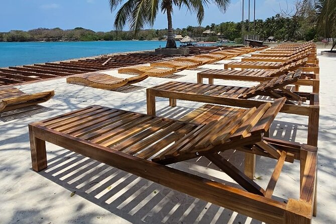 Beach Club Capri At Rosario Islands Italian Vibes - Who this Isla Grande day trip suits best, and who might want a different plan