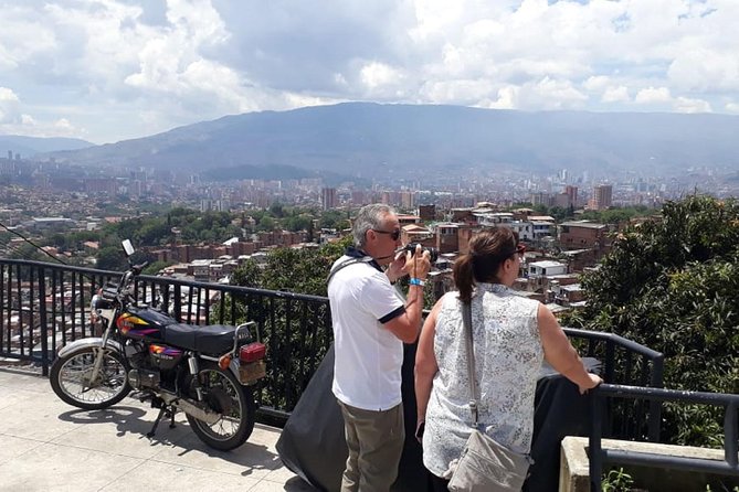 Best Full Day Private Medellin City Tour and Botero´s Plaza - Price and Value: What $118.75 Really Covers