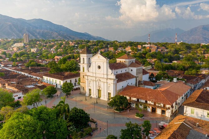 Best Private Tour to Santa Fe de Antioquia+Cuatrimotos 450 CC - Stop 3: Santa Fe de Antioquia streets, fruit tasting, and a museum stop