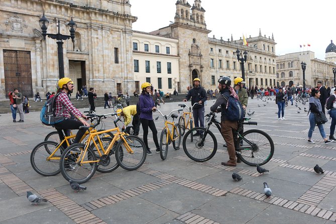 Bike Tour in La Candelaria Bogotá - Who should book this bike tour, and who should look elsewhere