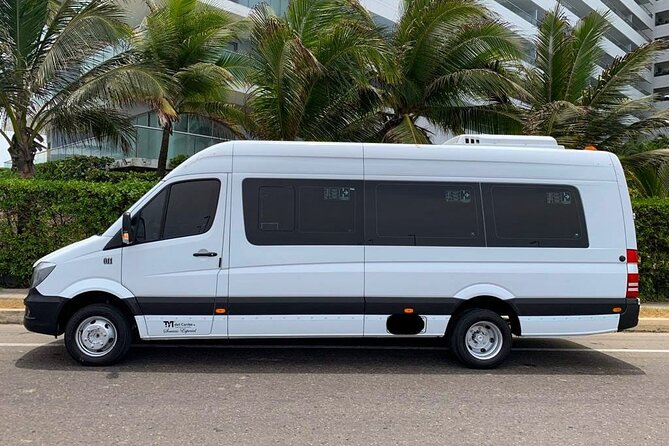 Bilingual Private Transfer In Cartagena - Timing that actually matches real arrivals (and the $5 USD rule)