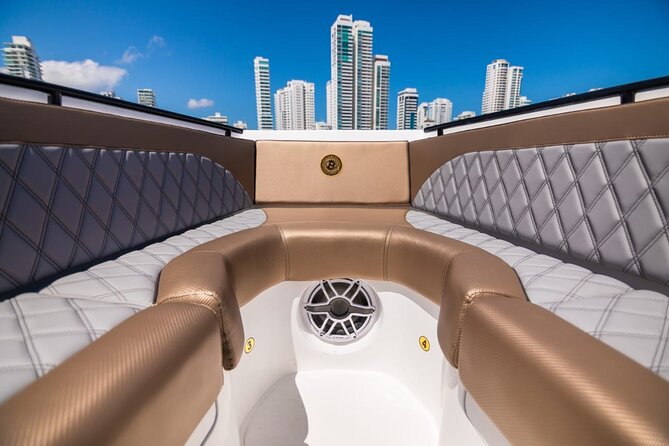 Boat Rental in Cartagena de Indias - What the boat setup gives you on a long day