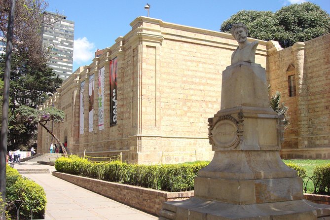 Bogotá City Tour: Hidden City - Wandering Barrio La Candelaria: hidden places without the hassle
