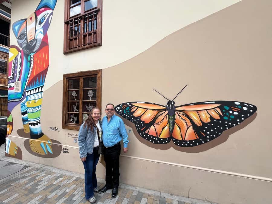 BOGOTA: City Tour, Monserrate, Gold Museum, Botero Museum, Plaza Bolívar - A 6-hour sampler of Bogotá that stays efficient