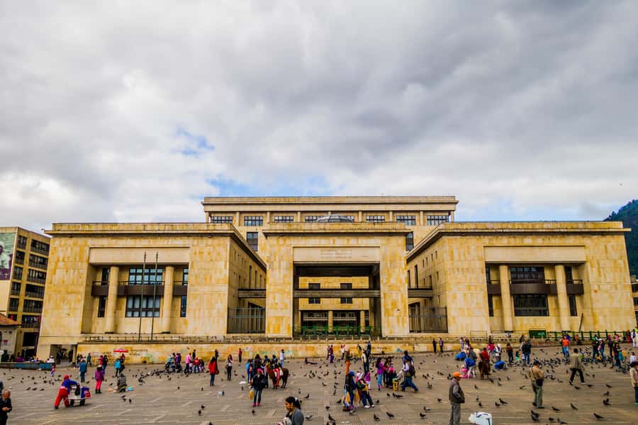Bogotá: City Tour with Monserrate Hill, transfers and guide - Gold Museum in One Hour: How to Make the Most of It