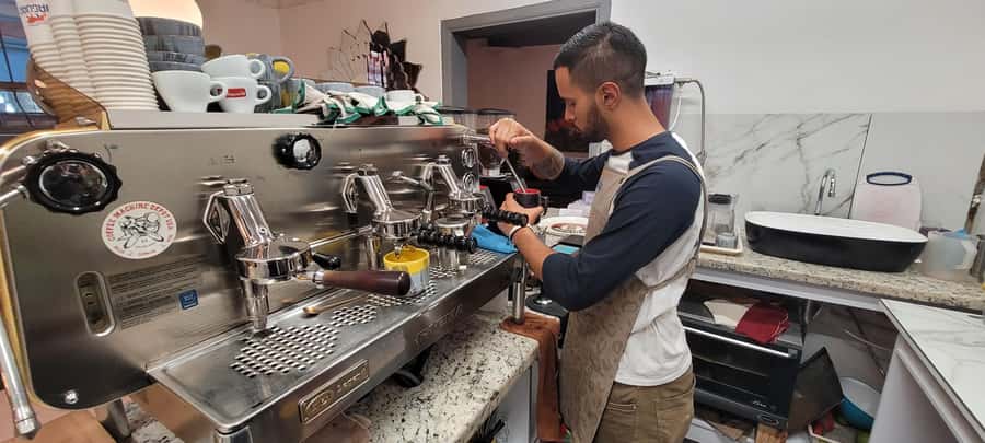Bogota: Coffee Tour, Filtration and Espresso Experience - Espresso Extraction and Silky Crema Lessons