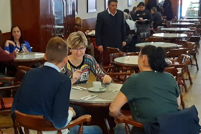 Bogotá: Discover Local Breakfast Traditions & Tastings - Chocolate Stop: Chocolate y Queso and the Point of the Pairing