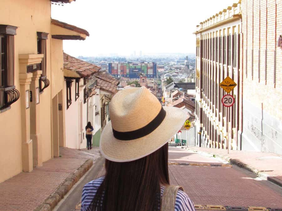 Bogotá: Express Tour with Private Guide and Transportation - Botero Museum: oversized figures that mix humor and politics