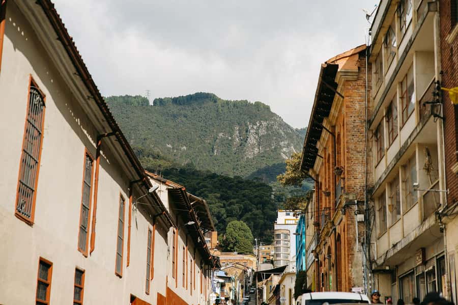 Bogotá: Express Tour with Private Guide and Transportation - Guide quality is the real engine (Catalina, Marta, Leonardo)