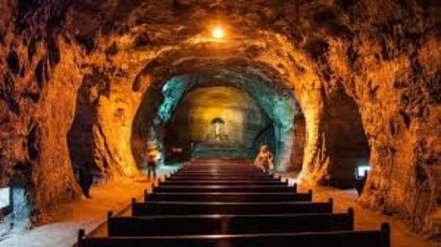BOGOTA: From the Clouds to the Earth, Tour to Monserrate and the Salt Cathedral - What to bring and how to dress for comfort