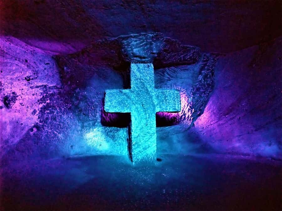 Bogota: Guatavita and Salt Cathedral Daily Group Tour - The drive and photo breaks: where the views make the long day worth it