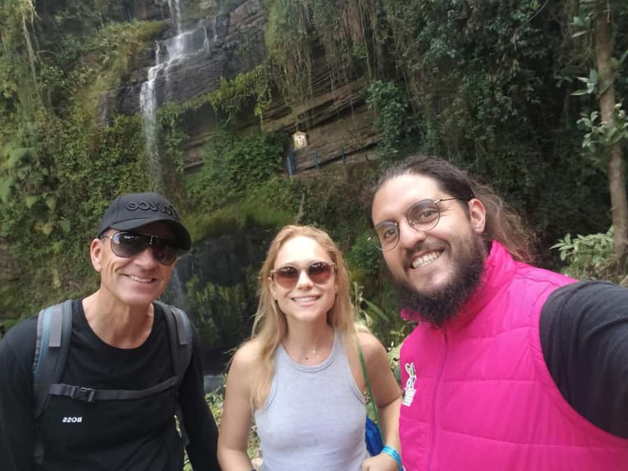 Bogota: La Chorrera Waterfall Guided Hike and Guadalupe Hill - From Bogotá to the trailhead: private pickup that saves your morning