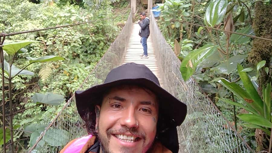 Bogota: La Chorrera Waterfall Guided Hike and Guadalupe Hill - The guides and why their role matters on a misty hike