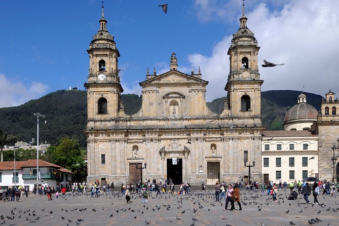 Bogota Old City Tour, Monserrate & Salt Cathedral in Zipaquira - Getting There Smoothly, Timing the Big Stops