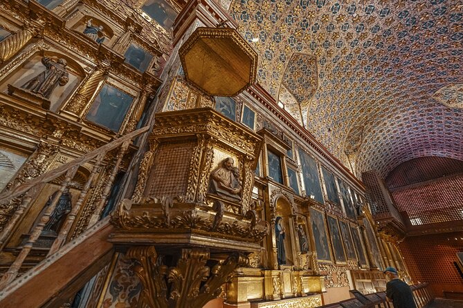 Bogotá Old Town with Gold Museum and Botero Museum - Who should book this tour, and who might skip it