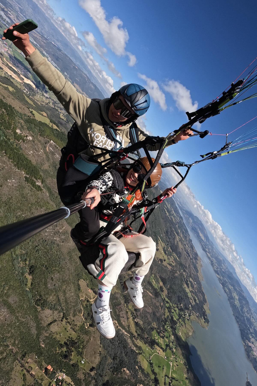 Bogota: Paragliding activity in La Calera with transfers - What to bring for comfort and safety