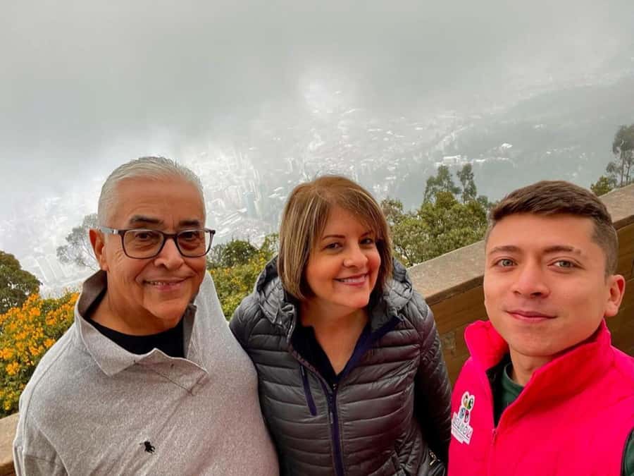 Bogotá: Private City Tour, Monserrate, Emerald and Botero - A half-day that feels like a proper introduction to Bogotá