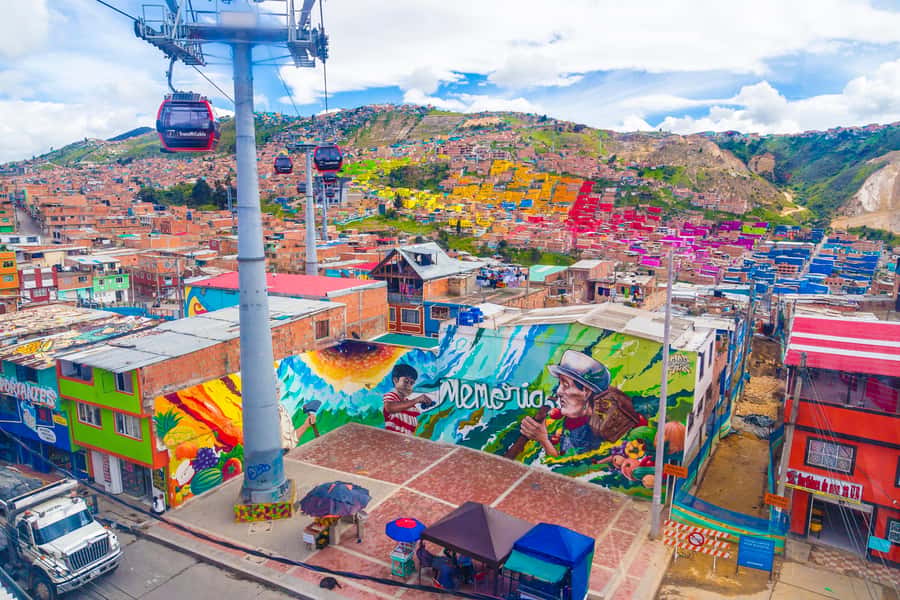 Bogotá´s Barrios: El Paraíso Favela Tour with Cable Car - Key moments that make this tour worth it