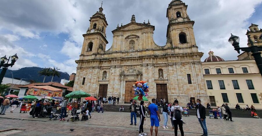 Bogota's Historic Center and Monserrate in one day - Monserrate hill: the 3,100-meter photo payoff