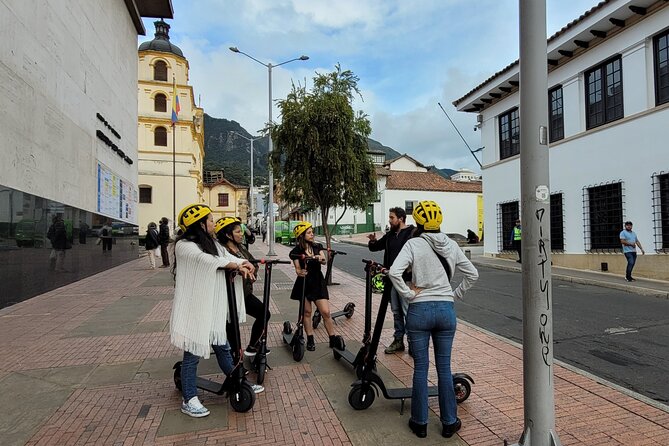 Bogota scooter tour - Palacio de la Esmeralda: understanding the emerald industry in real life