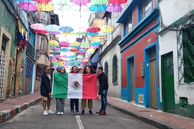 Bogota Tour, Monserrate, Museums and Local Art with Transportation - The Liberator’s residence: independence viewed through daily objects
