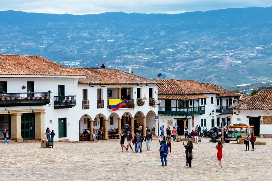Bogotá: Villa de Leyva Full-Day Tour with Meals - From the pickup to the Sisga Dam: the route’s first wow moments