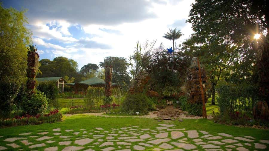 BOGOTA: Visit to the Botanical Garden and Ugly Betty's House - Two themes, one efficient 4-hour plan