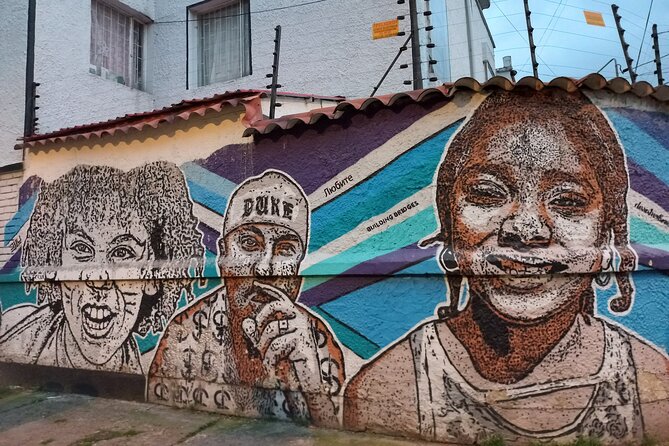 Bogota Walking Tour Teusaquillo, a different part of the city - ParkWay in the 50s zone: cafés, restaurants, and independent projects