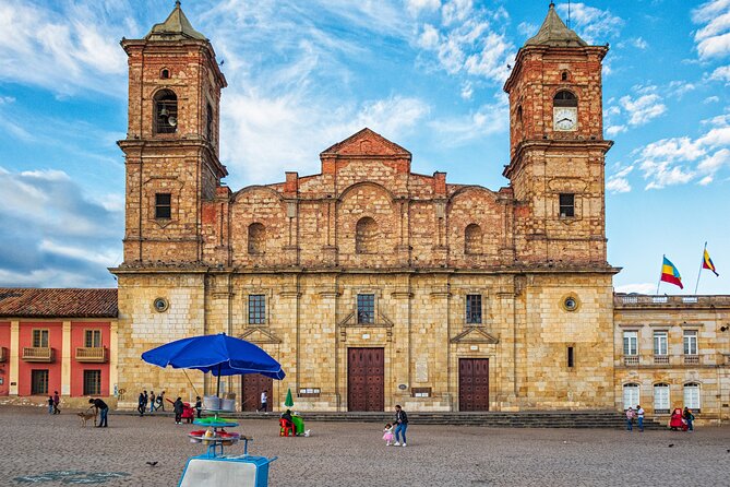 Bogota Zipaquira Salt Cathedral Private Tour + Lunch - Guided visit vs. audioguide: which option fits your style