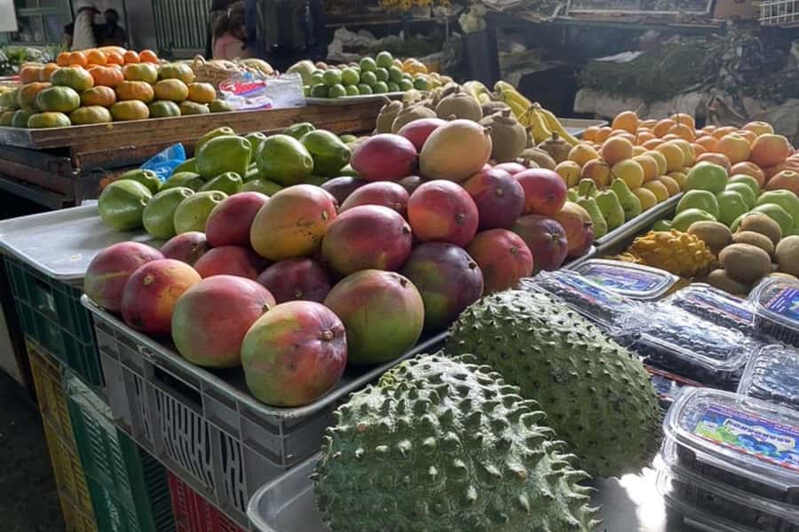 Cali: Fruit Market Walking Tour with Tastings - A 4-hour walking tour that turns fruit into a story