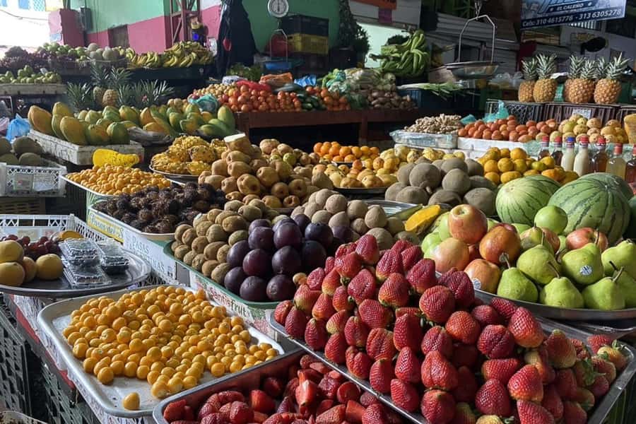 Cali: Fruit Market Walking Tour with Tastings - The route to La Alameda, how you actually “see” Cali
