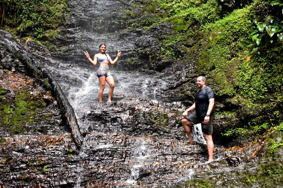 Cali: Hiking to the Pance waterfalls - Lunch in the countryside: simple, included fuel