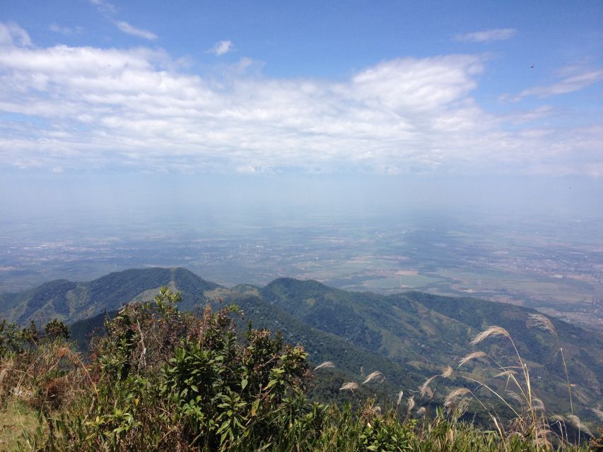 Cali: Pico de Loro Trekking Adventure - Farallones de Cali - The steep middle and the final push you should respect