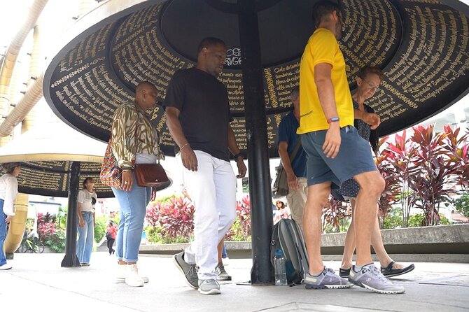 Cali Salsa Tour: Learn the history, dance and play instruments - The dance and instrument part: what you’ll actually do
