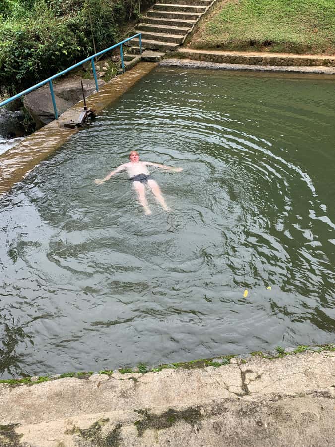Cali: Tour of Waterfall in Pance River - Chorrera del Indio - Meet Mateo and the “small group, 4-hour” pace that actually feels relaxed