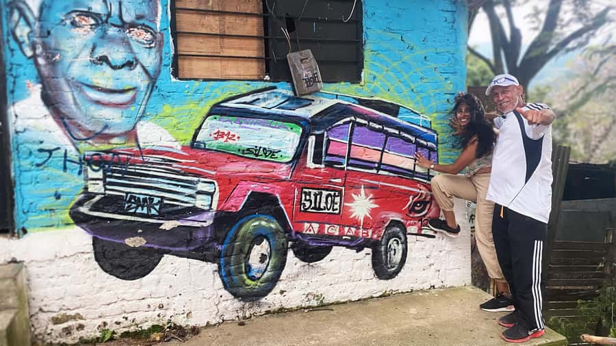 Cali: Walking Tour of the 11 Neighborhoods of Commune 20 - Key Things That Make This Tour Worth It