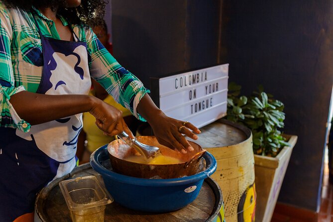 Caribbean fruits tasting and Paila Ice cream class - Caribbean fruit tasting in Cartagena: what you actually get to do