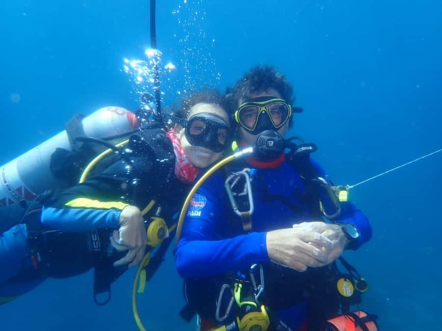 Cartagena: 2 Tanks Dive Plan For CERTIFIED DIVERS - Price and value: what $165 buys you in real terms