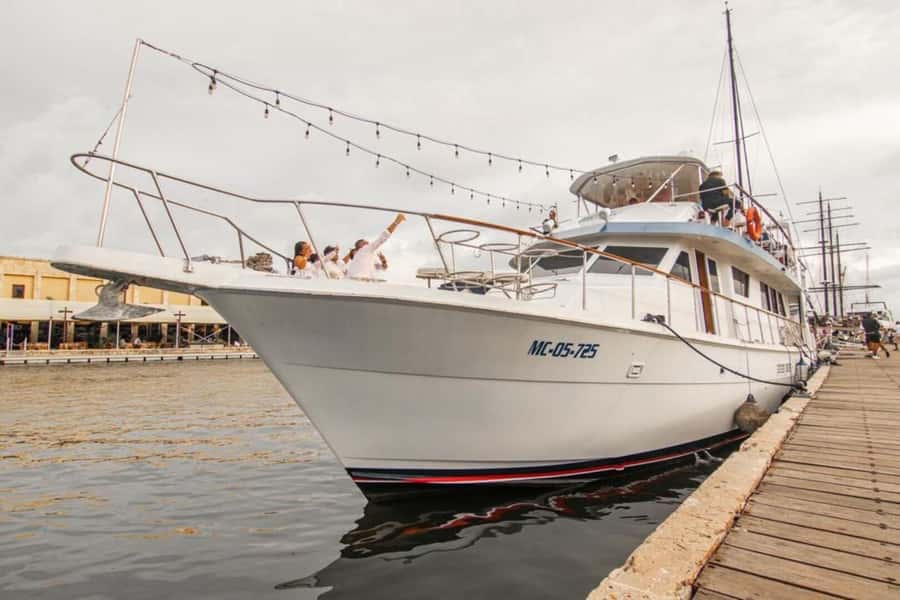 Cartagena: 4-course Culinary Experience aboard a catamaran - Price and value at $132 per person, plus what is not included