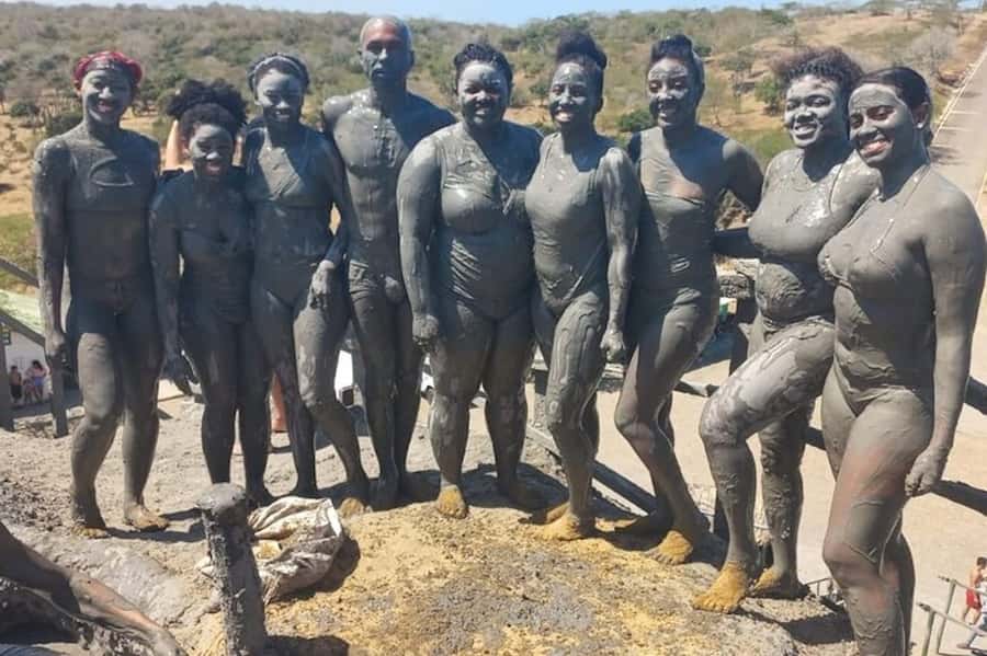 Cartagena: 4 Hour Private Tour to Totumo Mud Volcano - Getting to Totumo: Air-Conditioned Ride and Early Crowd Control